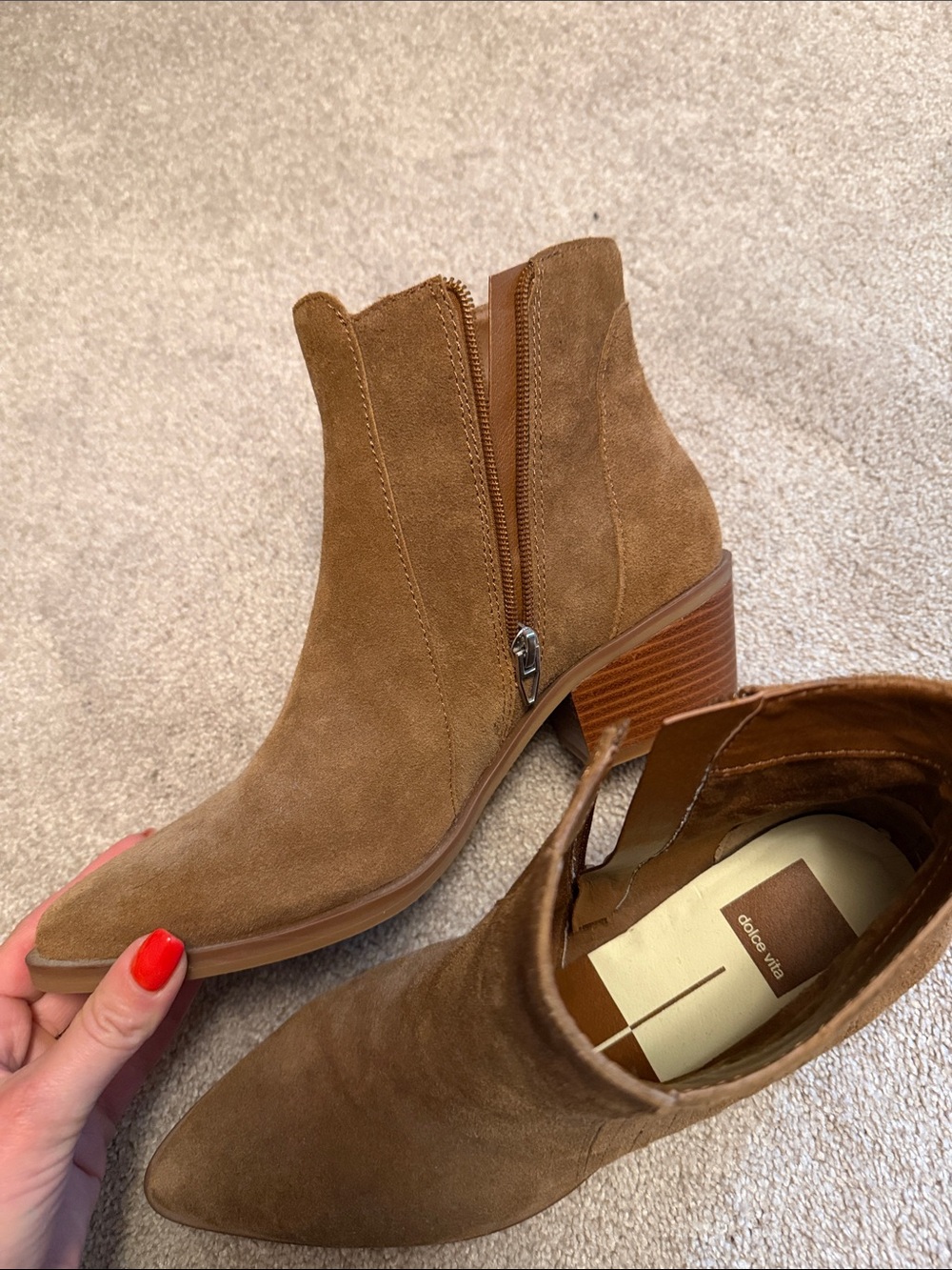 Dolce Vita Chelsea Boots - Picture 4 of 4